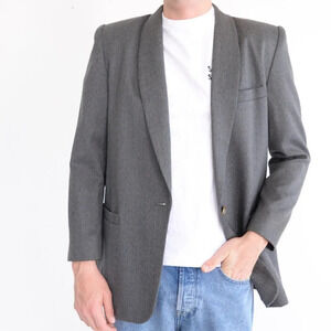 Lord & Taylor Grey 100%  wool Blazer Size 8 Women